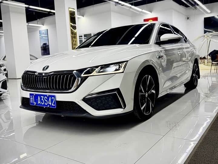 Skoda Octavia IV (A8)