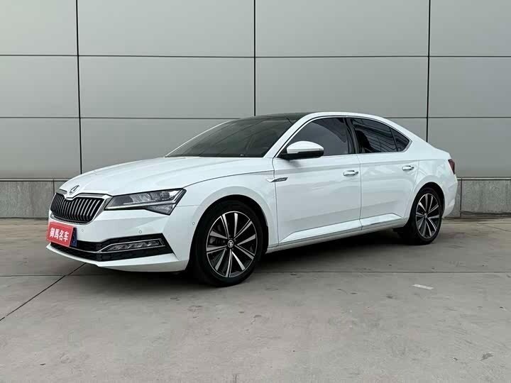 Skoda Superb III Рестайлинг