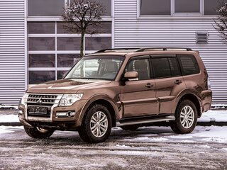 2015 Mitsubishi Pajero IV Рестайлинг 2, коричневый, 1955000 рублей, вид 1
