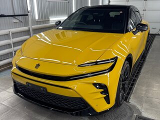 2023 Toyota Crown Crossover XVI (S230), жёлтый, 6500000 рублей, вид 1