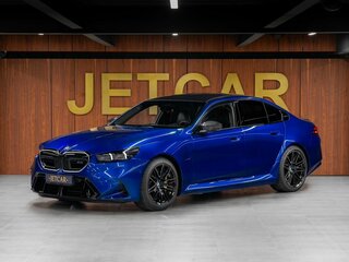 2026 BMW M5 VII (G90), синий, 22800000 рублей, вид 1