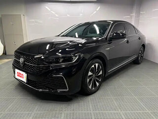 2023 Volkswagen Passat B8 Рестайлинг, чёрный, 1770000 рублей, вид 1