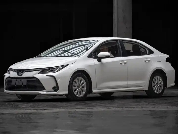 Toyota Corolla Sporty XII (E210) Рестайлинг