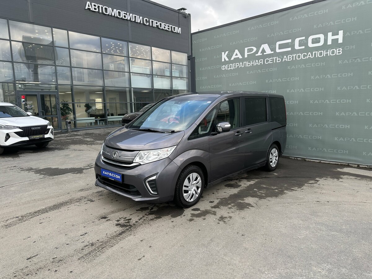 Honda Stepwgn V Рестайлинг