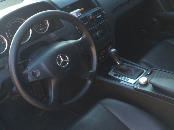 2009 Mercedes-Benz C-Класс 200 III (W204), чёрный - вид 5