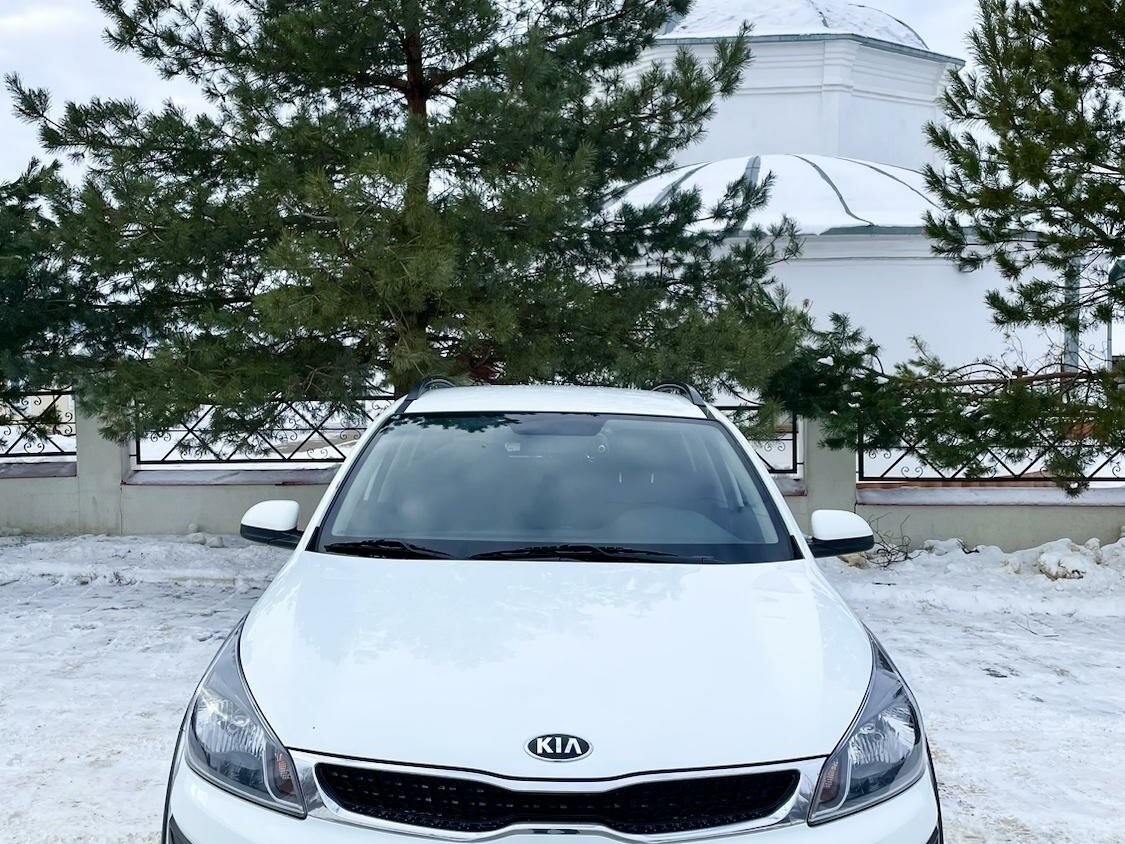 Купить б/у Kia Rio IV X-Line 1.6 AT (123 л.с.) бензин автомат в ...