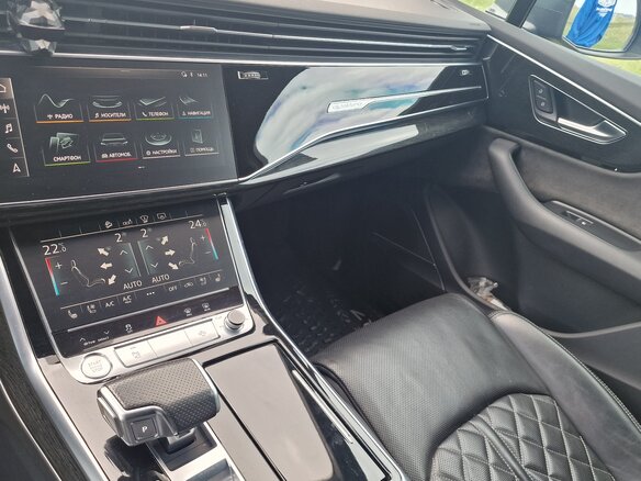 2020 Audi Q7 45 TDI II (4M) Рестайлинг, серый, 7100000 рублей - вид 10