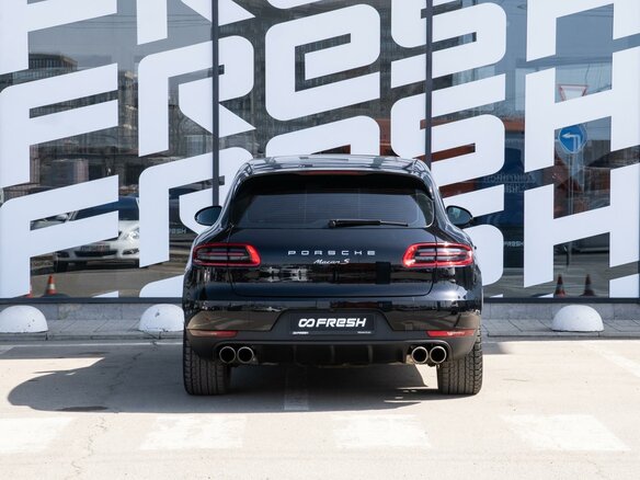 2017 Porsche Macan S Diesel I, чёрный, 3850000 рублей - вид 3