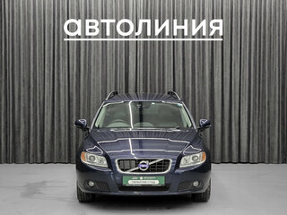 Volvo V70 III