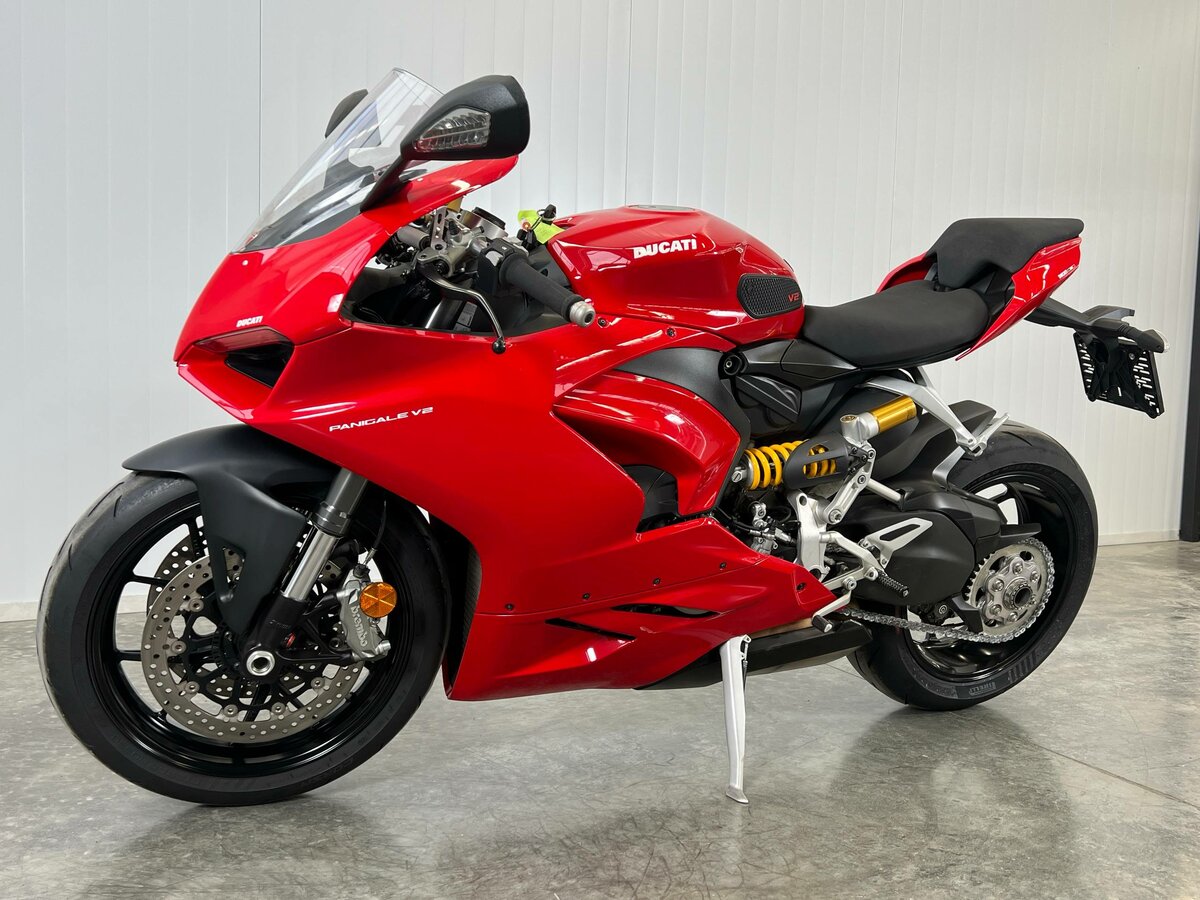 Ducati Panigale V2