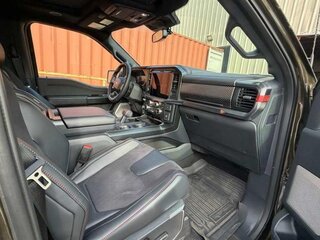 2025 Ford F-150 Raptor SuperCrew Raptor XIV Рестайлинг, зелёный, 13190000 рублей, вид 3