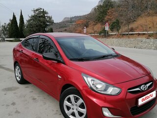 2013 Hyundai Solaris I, красный, 990000 рублей, вид 1