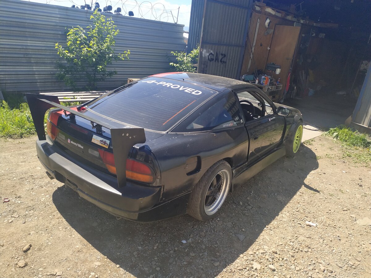 Винил на ниссан 180sx