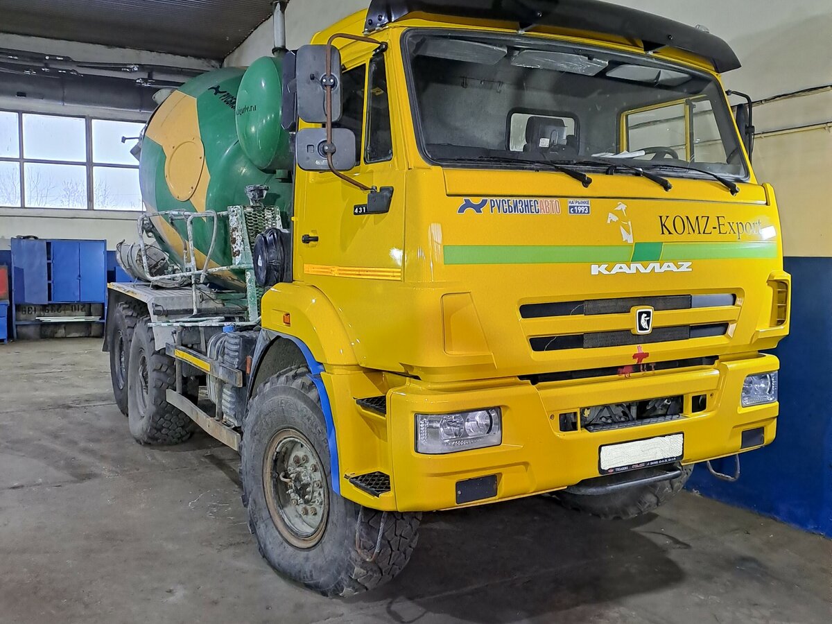 Купить б/у Tigarbo Автобетоносмесители в Омске: жёлтый ...