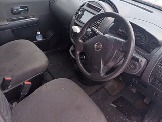 2005 Nissan Lafesta I, красный, 470000 рублей, вид 5