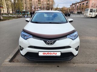 2017 Toyota RAV4 IV (XA40) Рестайлинг, белый, 2300000 рублей, вид 2