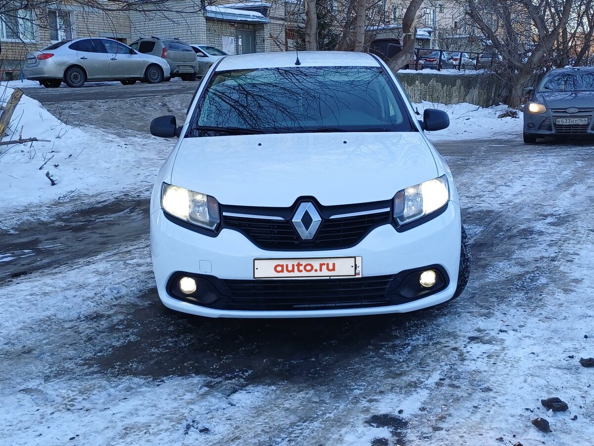 Купить б/у Renault Logan II 1.6 MT (82 л.с.) бензин механика в Саратове ...