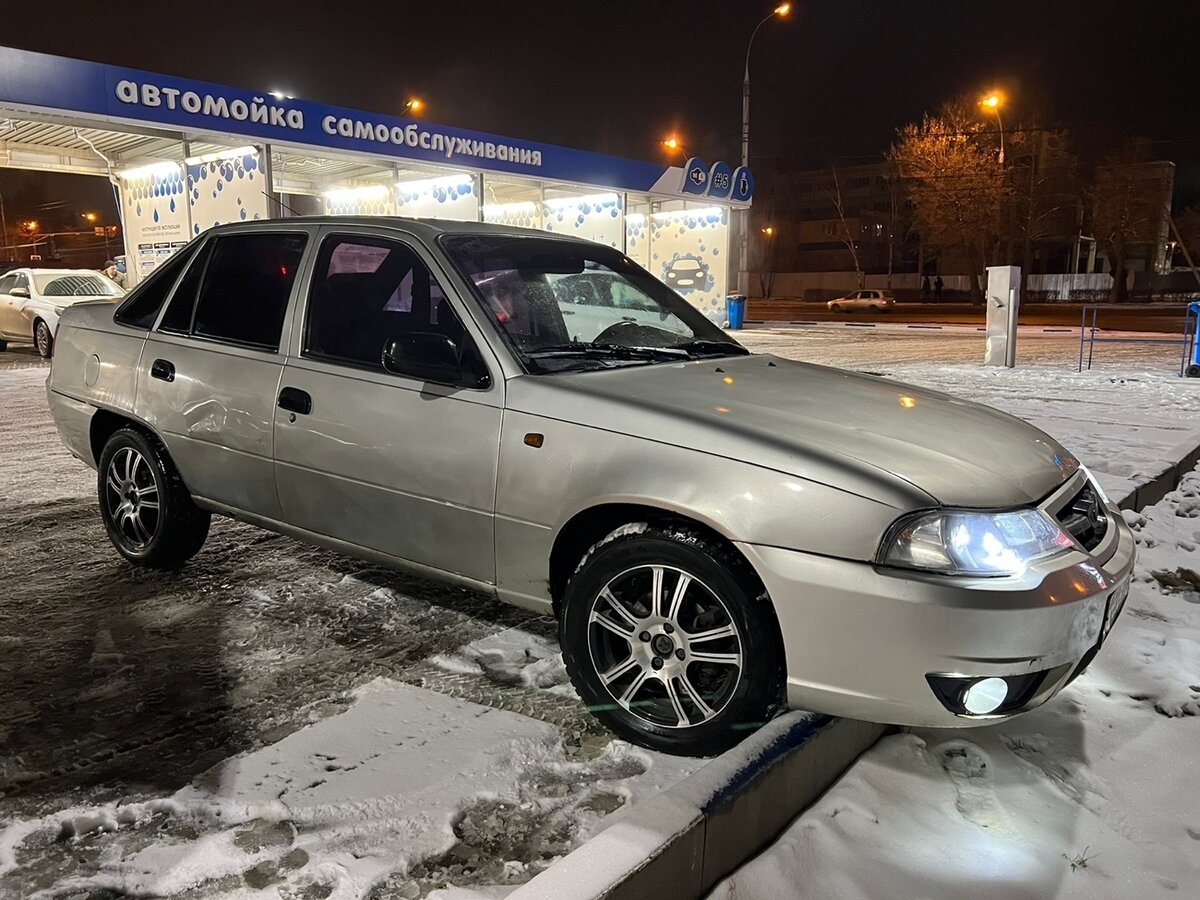 Купить б/у Daewoo Nexia I Рестайлинг 1.6 MT (109 л.с.) бензин механика ...