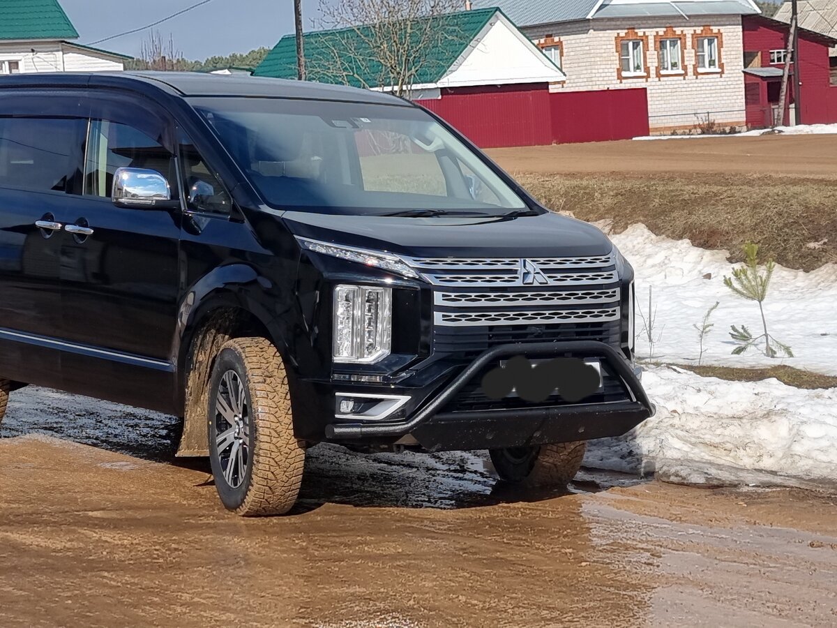 Митсубиси минивэн 2019