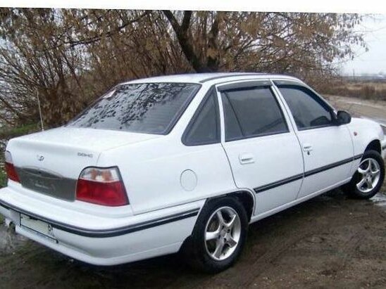 Uz Daewoo Nexia 1 1996