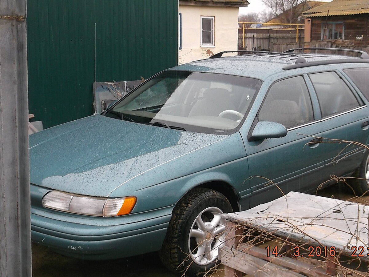 Ford Taurus 1992 универсал