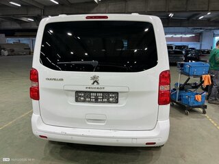 2020 Peugeot Traveller I, белый, 2199000 рублей, вид 4
