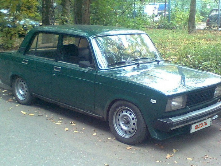 Лада Нива цвет зеленый сад 307