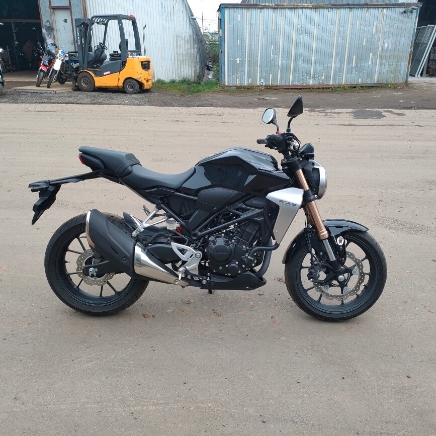 Honda CB250R