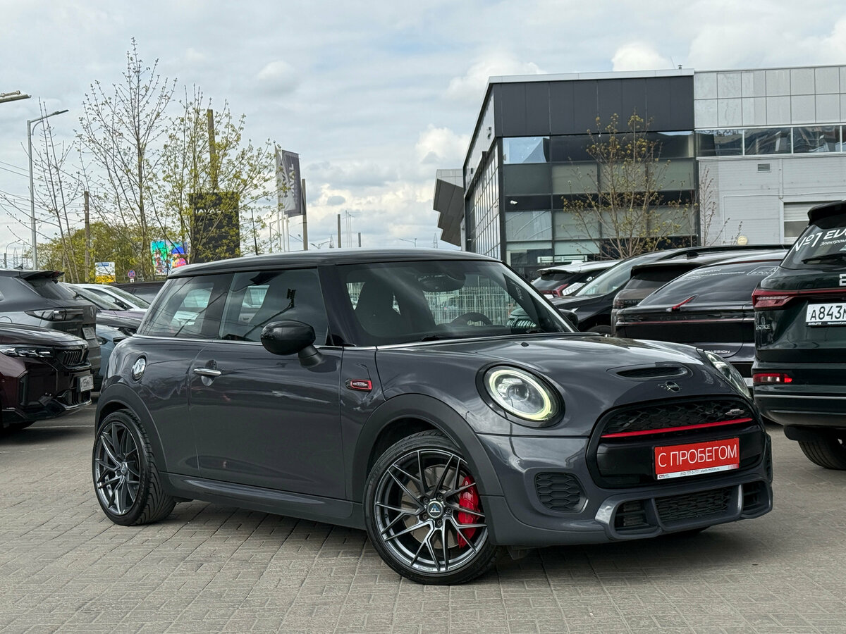 Mini Hatch III (F55/F56) Рестайлинг