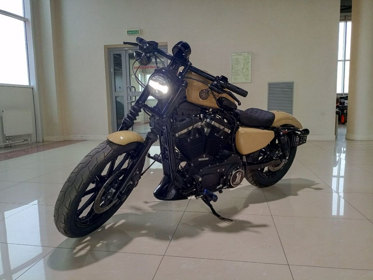 Harley-Davidson Sportster 883