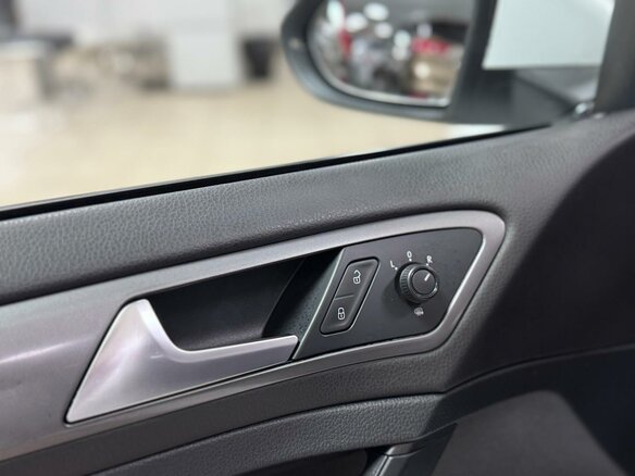 2013 Volkswagen Golf VII, белый, 849000 рублей - вид 16