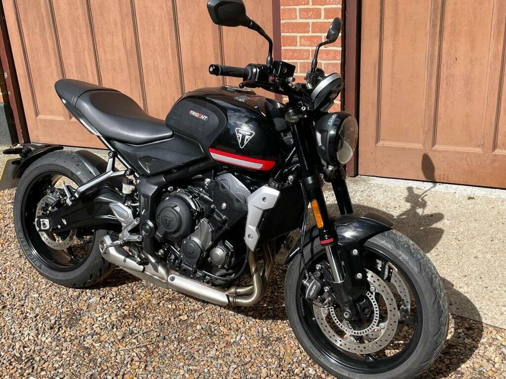 Triumph Trident 660