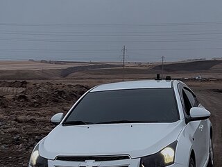 2012 Chevrolet Cruze I, белый, 700000 рублей, вид 1