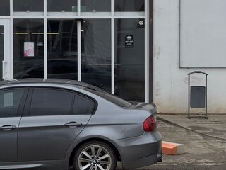 2011 BMW 3 серии 318i V (E90/E91/E92/E93) Рестайлинг, серый, 870000 рублей, вид 1