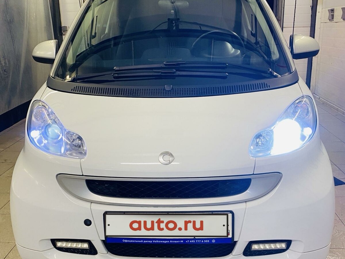 Купить б/у Smart Fortwo II 1.0 AMT (71 л.с.) бензин робот в Сабурово ...