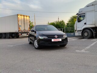 2013 Volkswagen Jetta VI, белый, 950000 рублей, вид 1