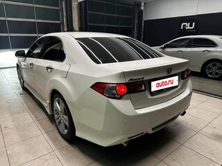 2010 Honda Accord VIII, белый, 1320000 рублей, вид 4