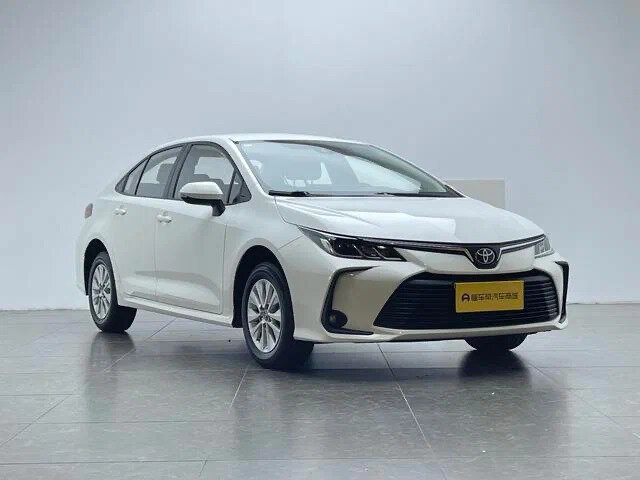 Toyota Corolla XII (E210)