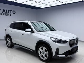 2023 BMW X1 Long 20Li sDrive III (U11/U12), белый, 2490000 рублей, вид 3