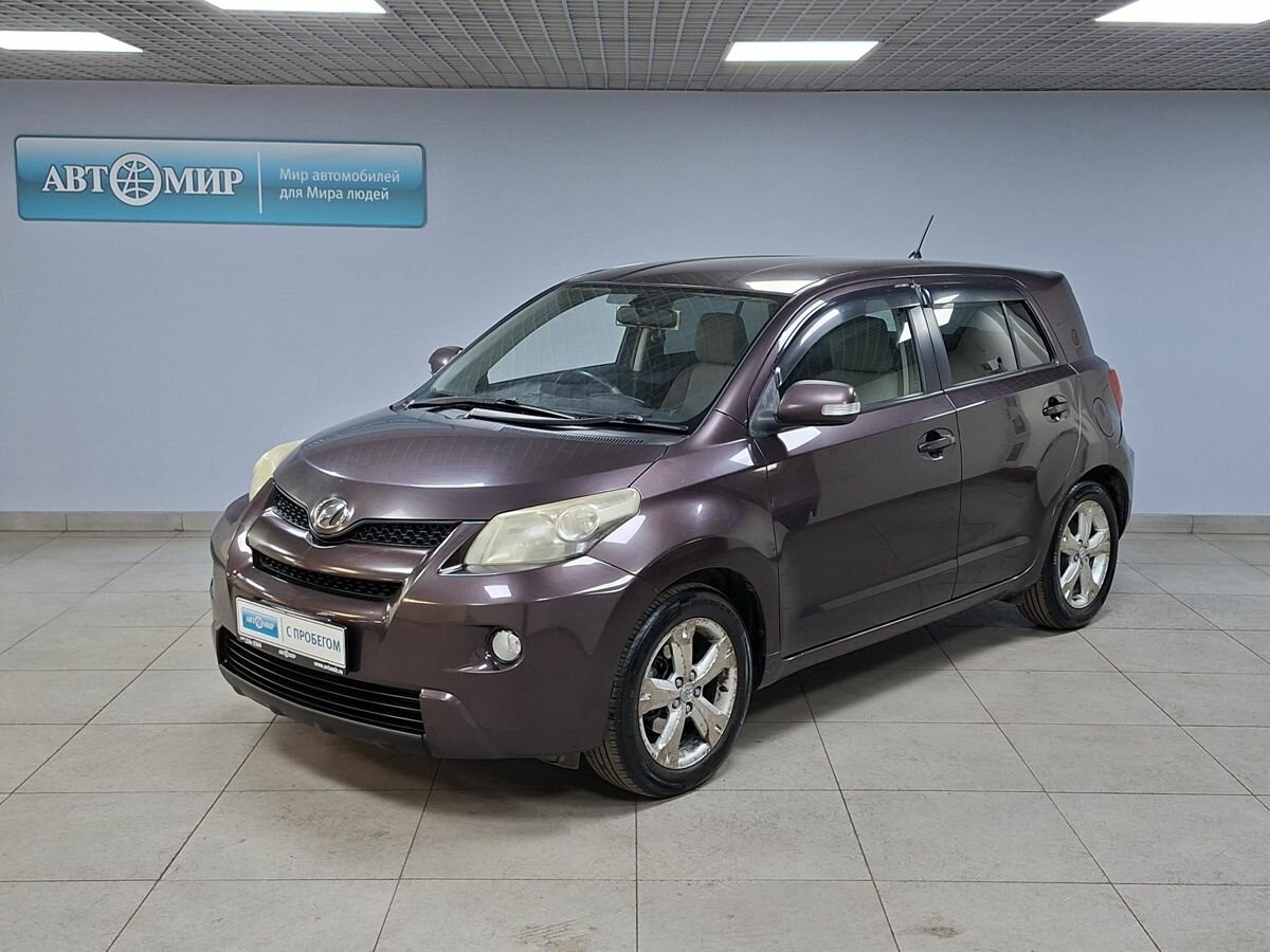 Toyota Ist II