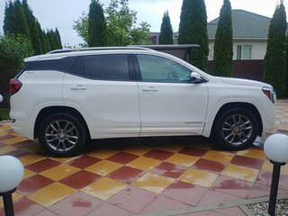2022 GMC Terrain II Рестайлинг, белый, 1650000 рублей, вид 5
