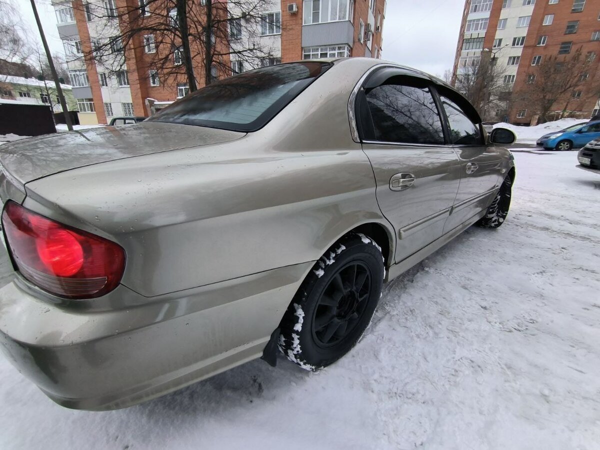 Купить б/у Hyundai Sonata IV (EF) Рестайлинг ТагАЗ 2.0 MT (131 л.с ...