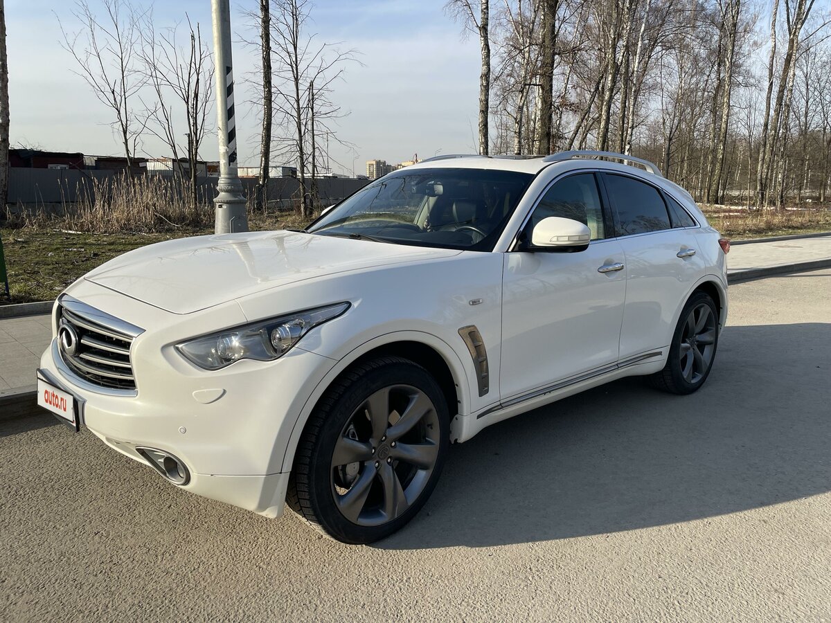 Купить б/у Infiniti FX II (S51) Рестайлинг FX37 3.7 AT (333 л.с.) 4WD ...