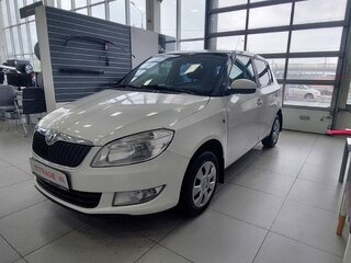 2010 Skoda Fabia II, белый, 500000 рублей, вид 1