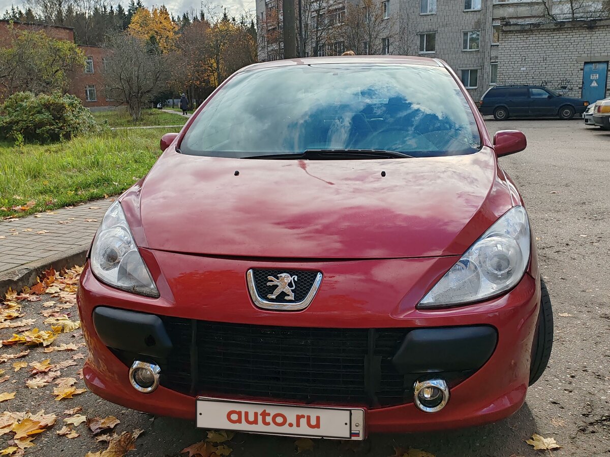 Купить б/у Peugeot 307 I Рестайлинг 1.6 MT (109 л.с.) бензин механика в ...