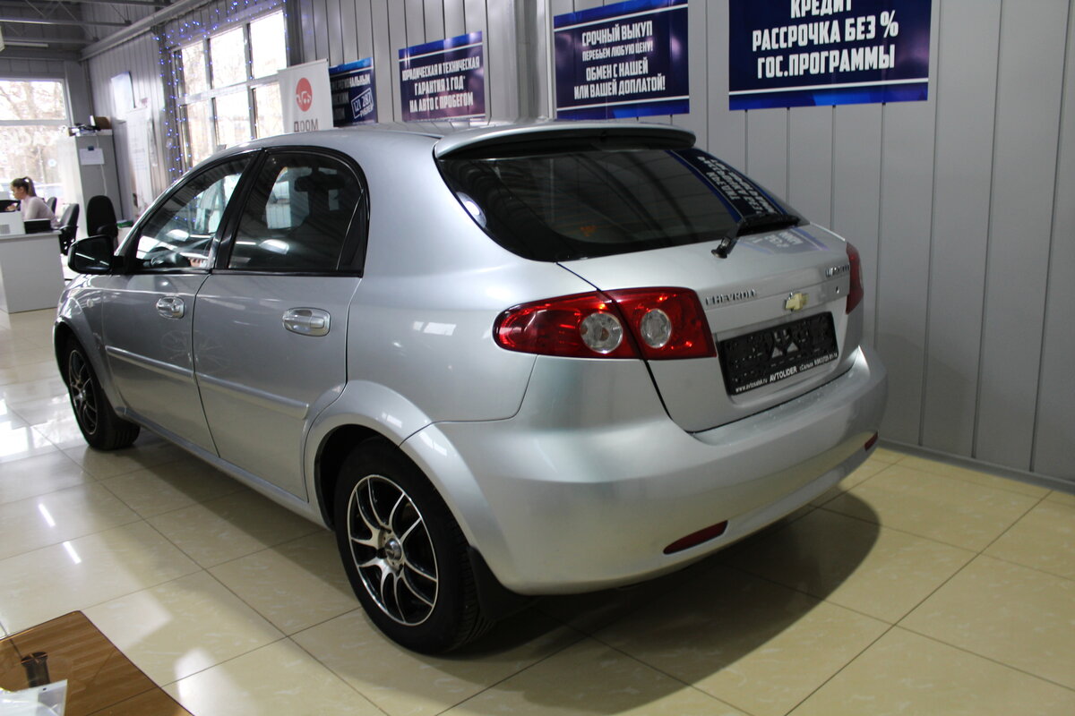 Chevrolet Lacetti серебристый металлик код краски
