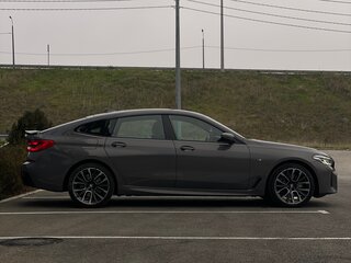 2021 BMW 6 серии Gran Turismo 630d xDrive IV (G32) Рестайлинг, серый, 5990000 рублей, вид 4