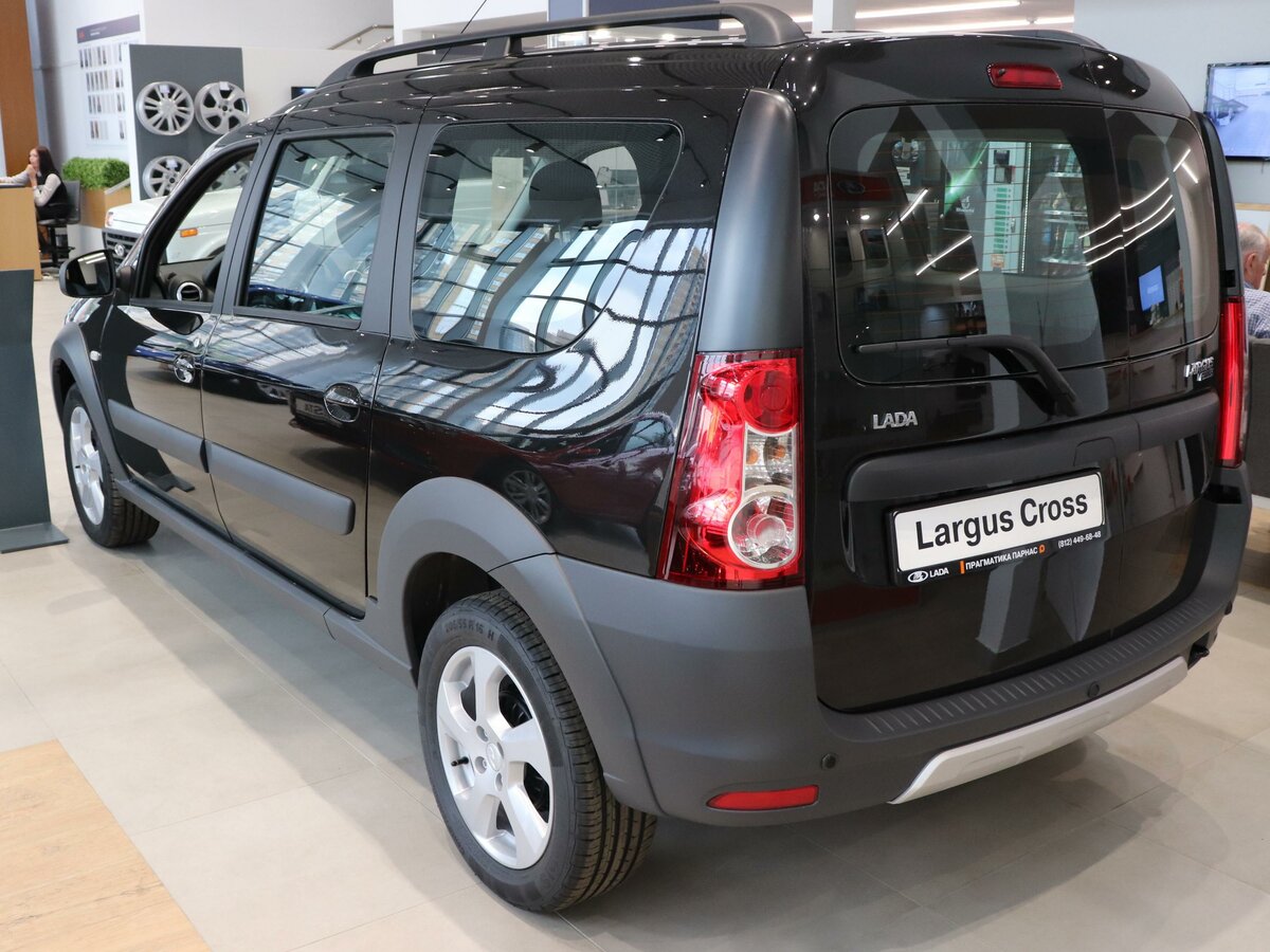 Lada Largus Cross черный 2021