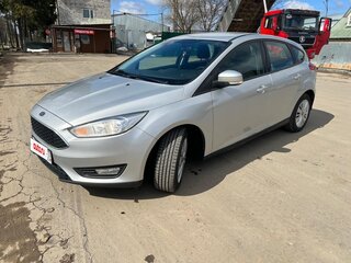 2017 Ford Focus III Рестайлинг, серебристый, 1020000 рублей, вид 1