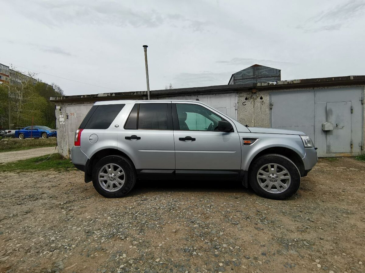 Купить б/у Land Rover Freelander II 3.2 AT (233 л.с.) 4WD бензин ...